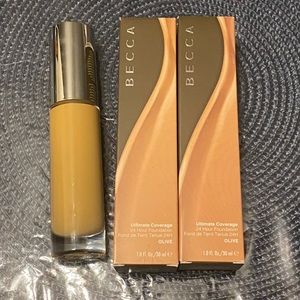 Becca foundation bundle - Olive